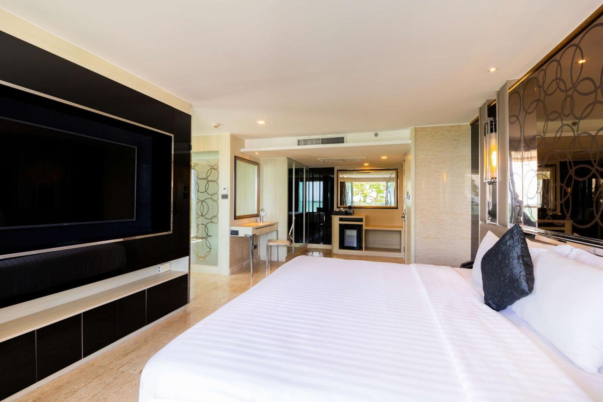 The Sanctuary Resort Pattaya, BW Signature Collection Exteriör bild